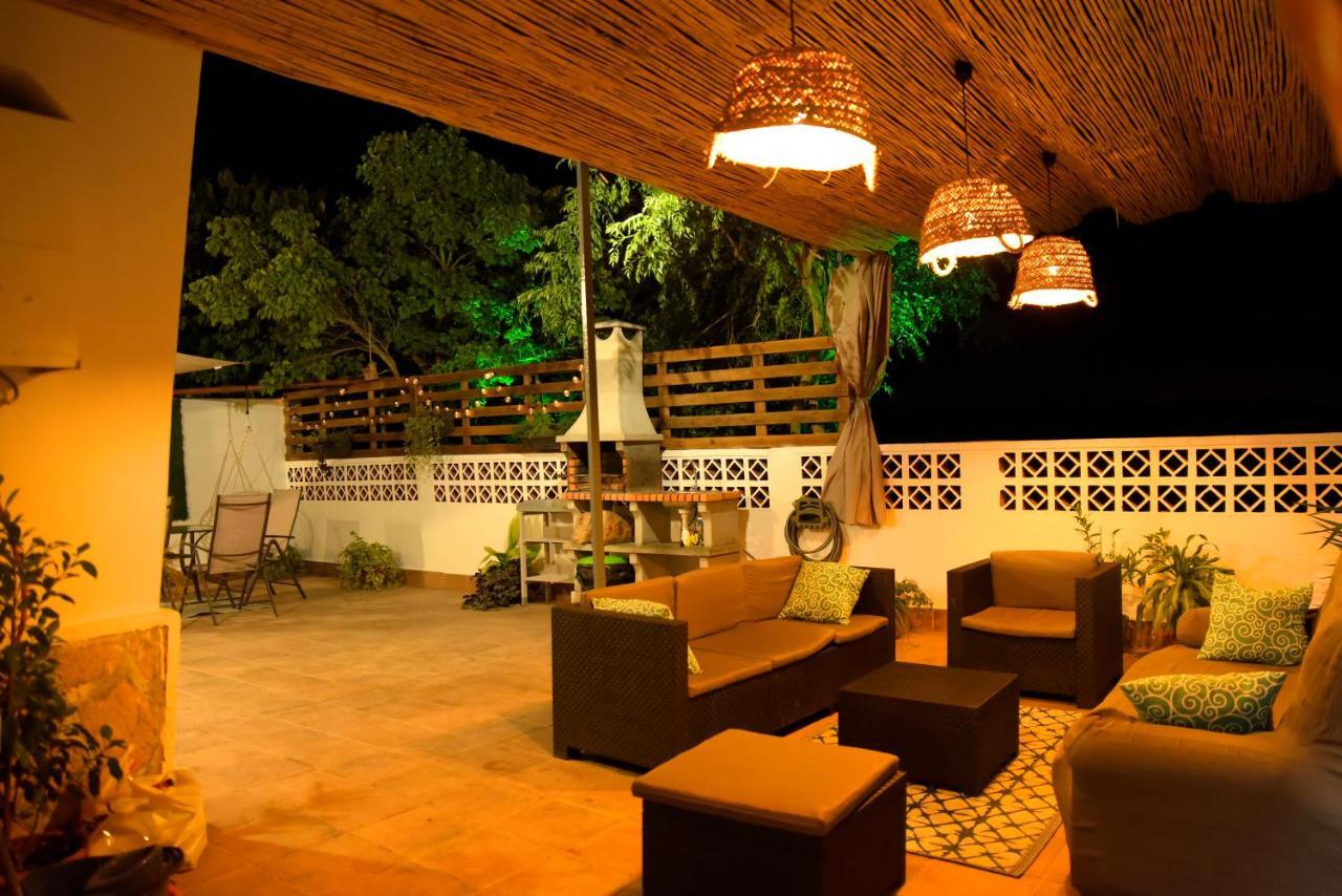 Casa Manria En Conil Con Piscina, Hasta 6 Personas Holiday home