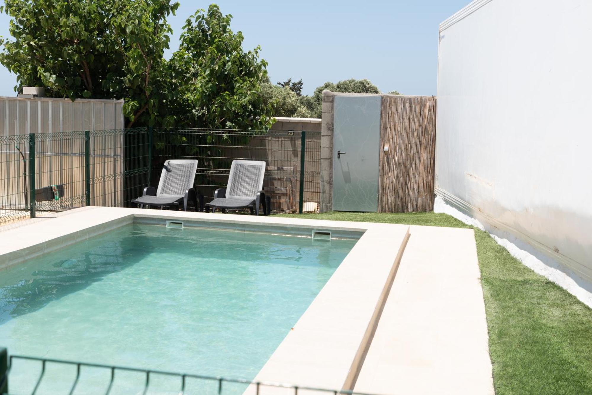 Casa Manria En Conil Con Piscina, Hasta 6 Personas Holiday home